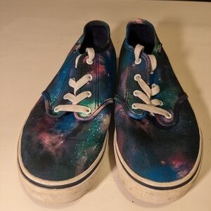 MISSY Size 6, Galaxy Vans.
